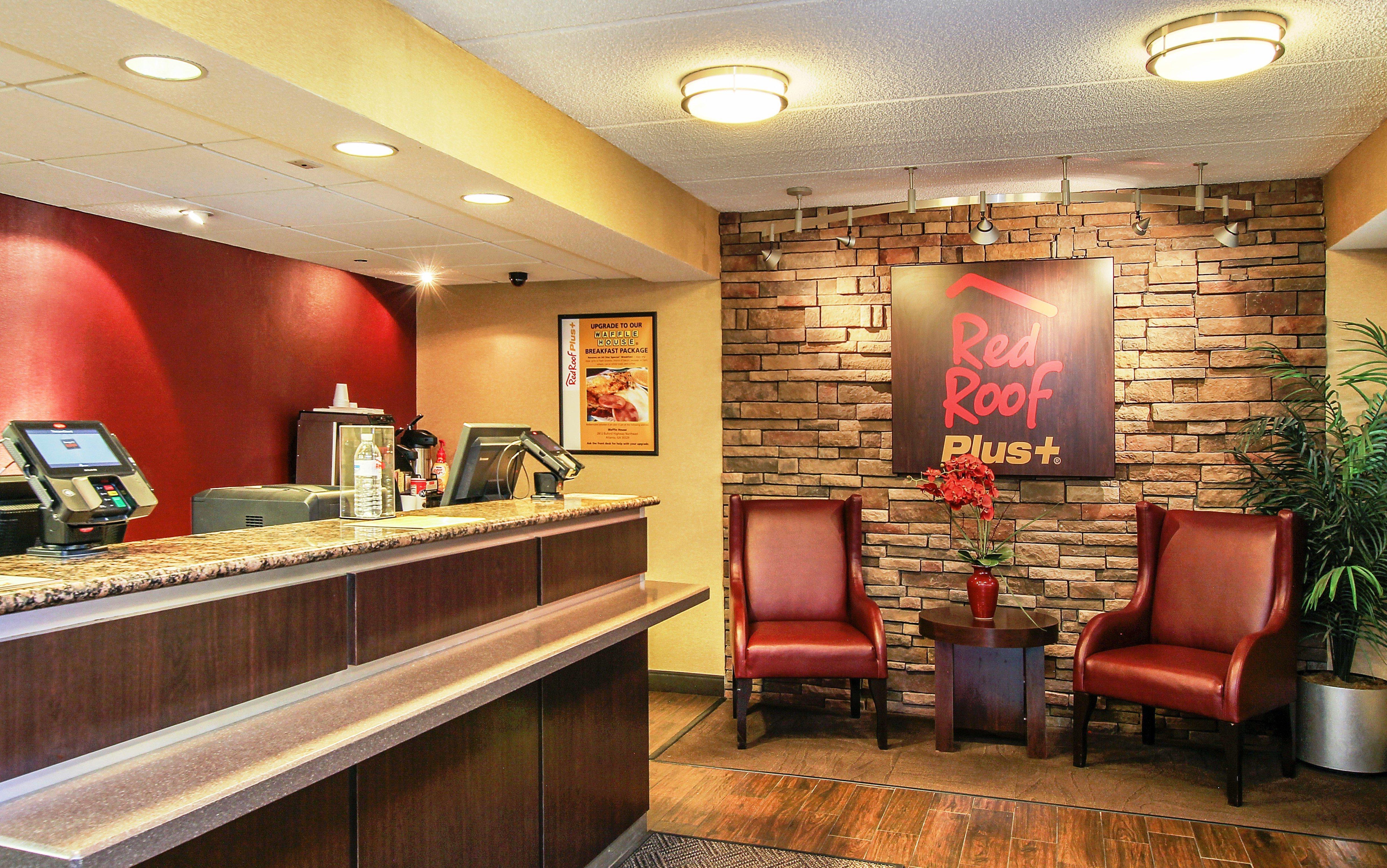 Red Roof Inn Plus+ Atlanta - Buckhead Exterior photo